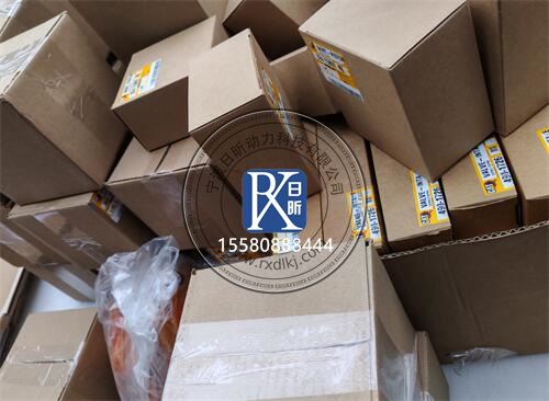 卡特彼勒CAT 平地機12K C7.1柴油發動機：保養與配件秘籍