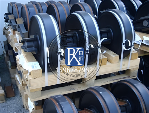 卡特挖掘機的“隱藏英雄”：1362422引導輪與3004545支重輪