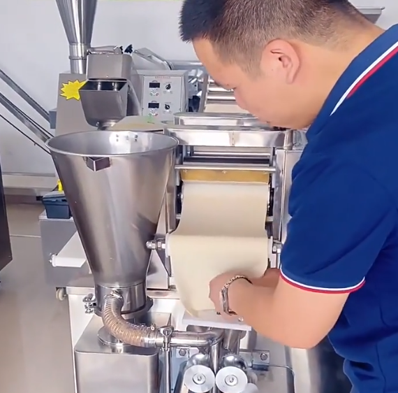 小型餃子機怎么操作